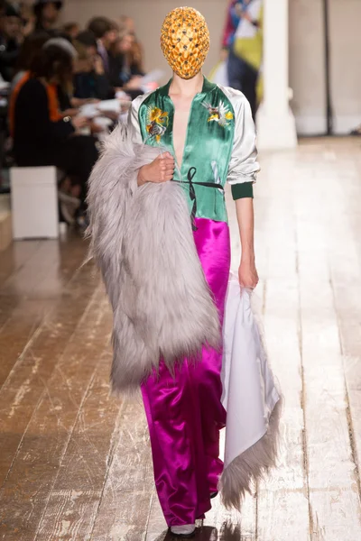 Look 20